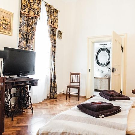 Brukenthal Central Apartments Sibiu Exterior foto