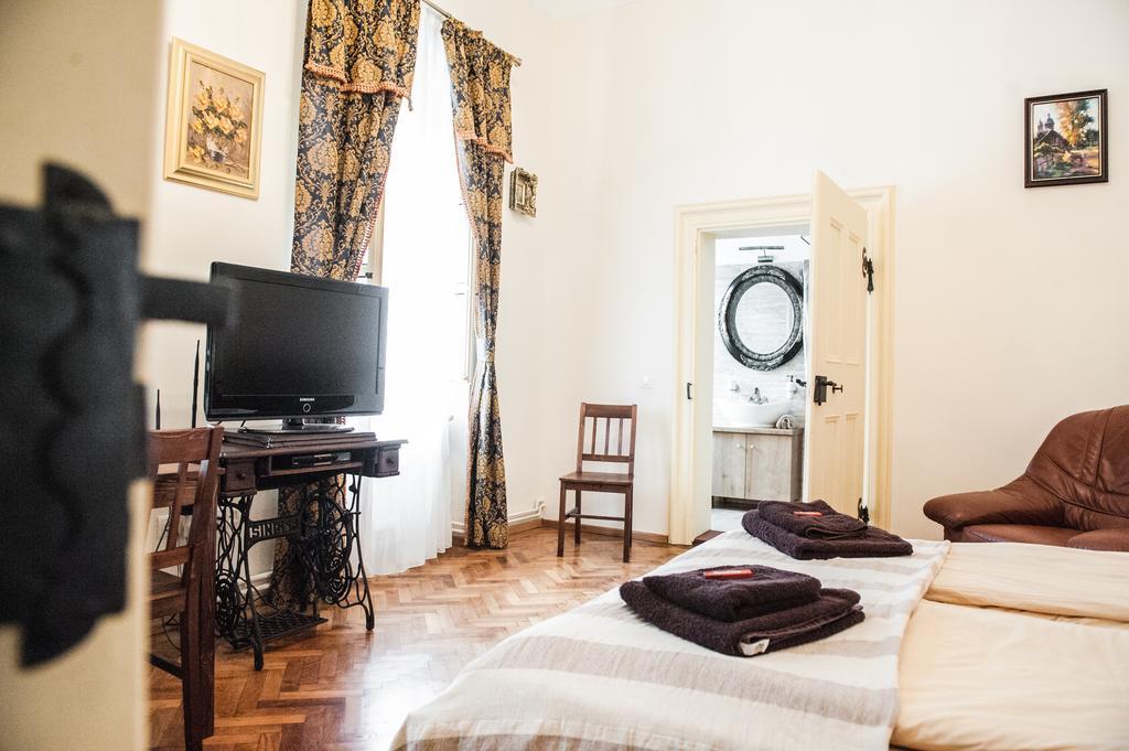 Brukenthal Central Apartments Sibiu Exterior foto